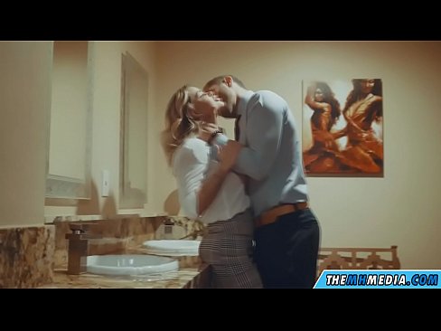 ❤️ Quando una bionda formosa ti seduce in un bagno pubblico ❤ Porno russoal it.hentaiser.ru ️❤
